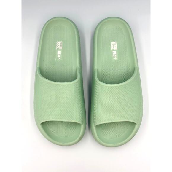 32 Degree Cool Cushion Slides Unisex - Green - Womens size 9/10 - Picture 2 of 9